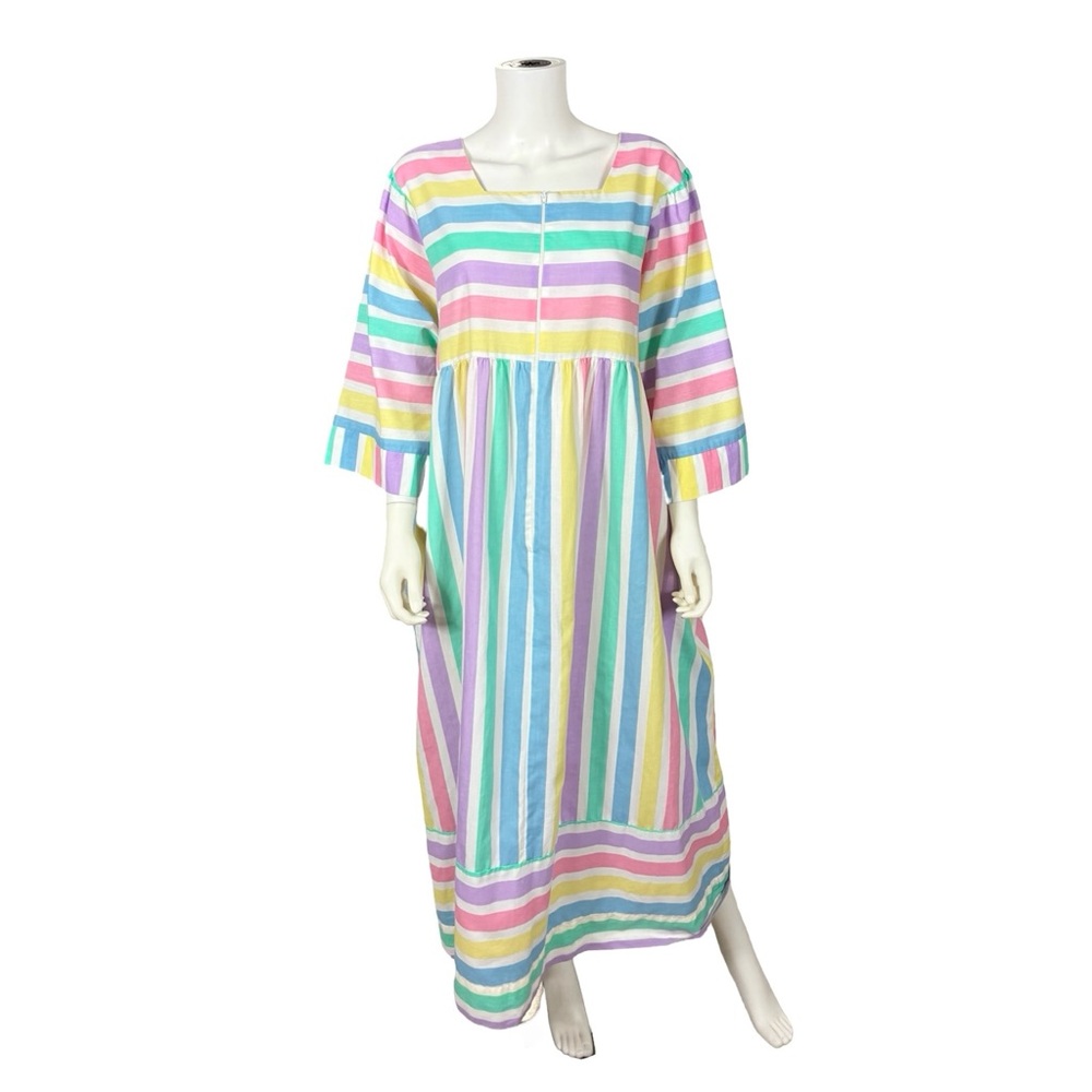 Yakko Vintage Pastel Rainbow House Dress / Muumuu
